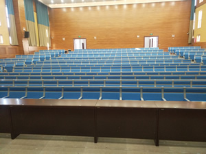 锡林浩特第五小学阶梯排椅图片